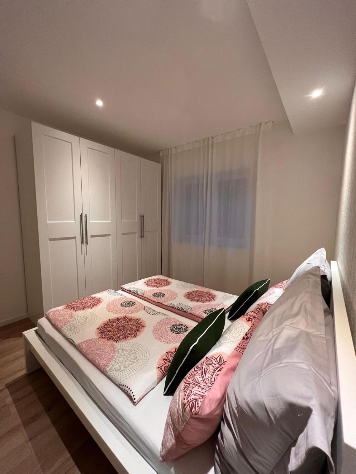 Lamore Apartman *