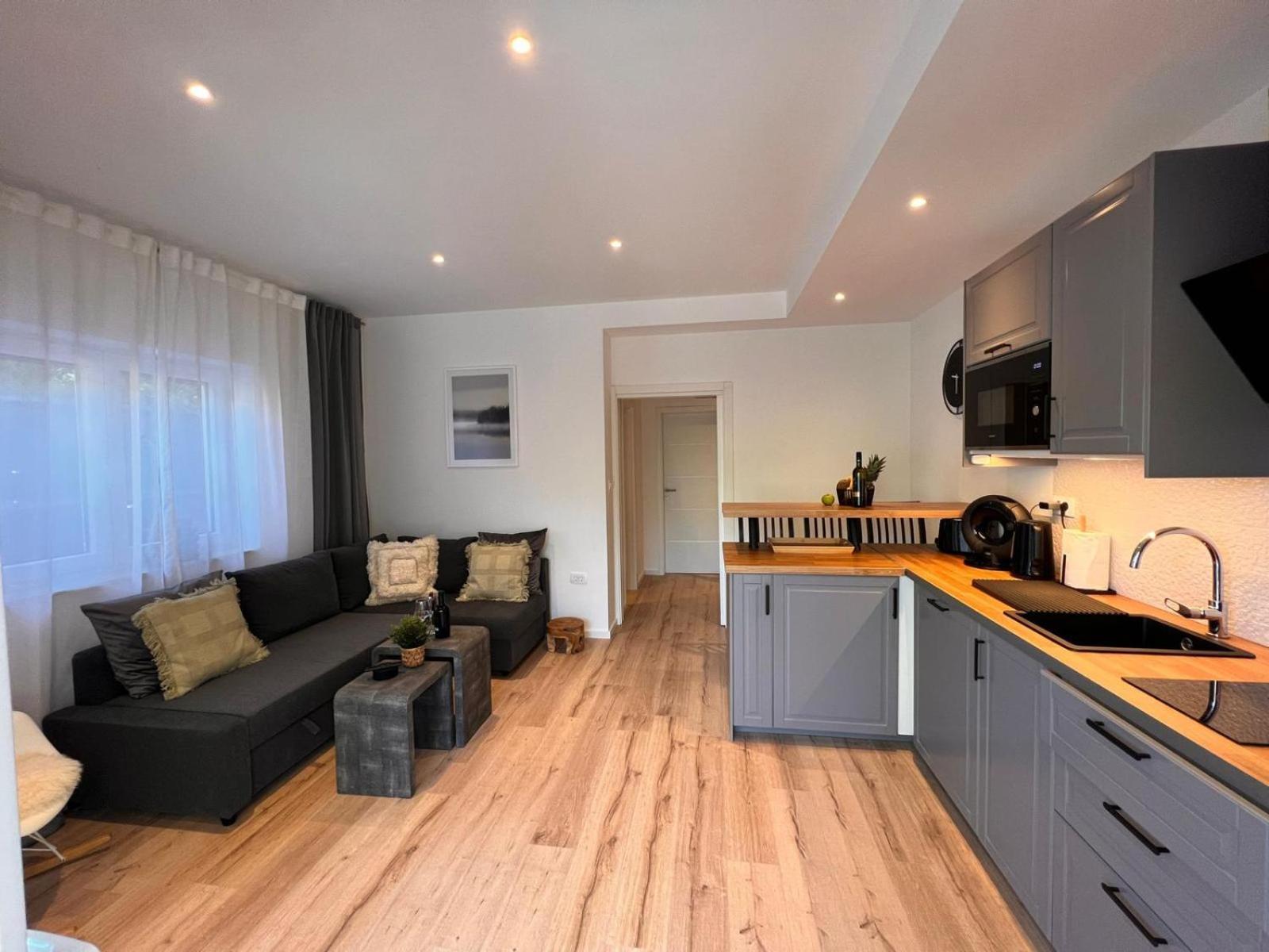 Apartman Lamore Brodarica (Sibenik-Knin)